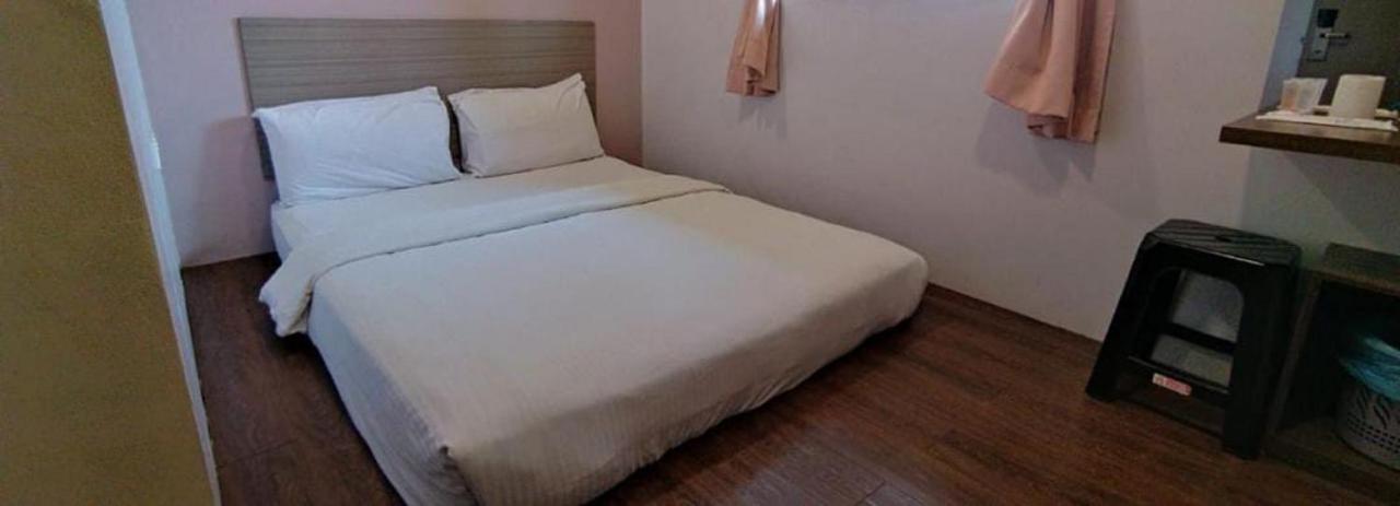 סקודאי Dream House Hotel מראה חיצוני תמונה